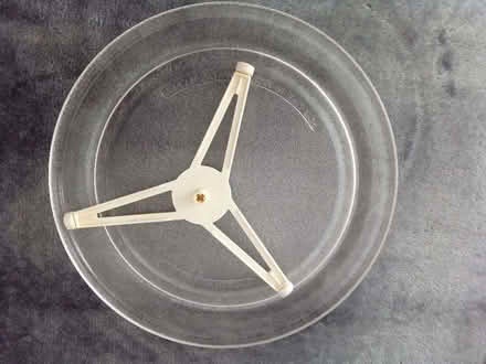 Photo of free 29.5cm Microwave Oven Glass Turntable Plate And Turntable Ri (Gidlow WN6) #3