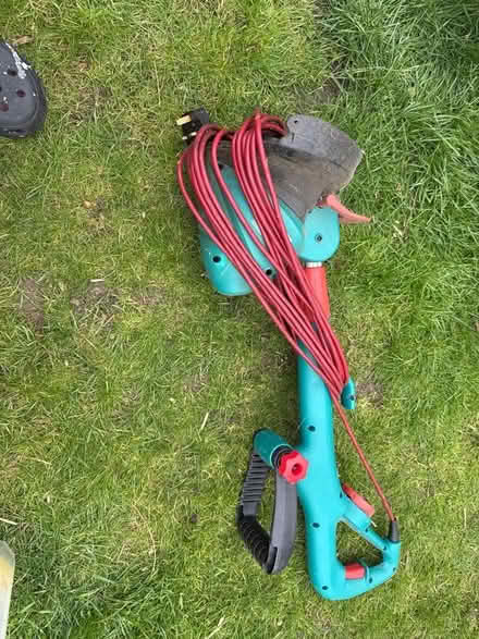 Photo of free Bosch strimmer (Ware SG12) #1