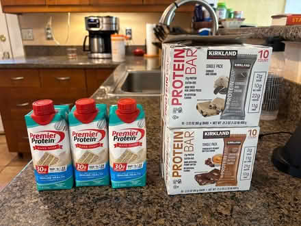 Photo of free Protein bars and drinks (Roosevelt/Seattle) #1