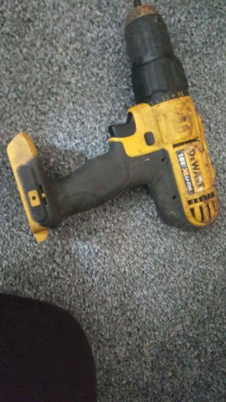 Photo of DRWALT 18b cordless drill battery (Central harrow) #2