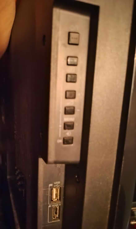 Photo of free 32" Toshiba (not smart) TV (Stretford M32) #4