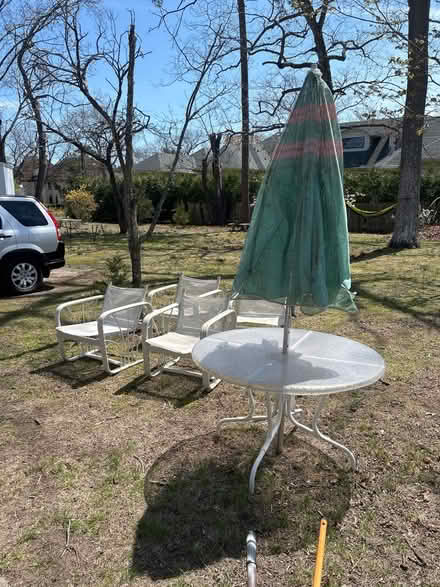 Photo of free Outdoor Patio set (Lakewood nj) #2
