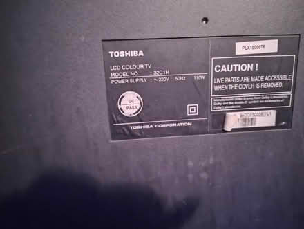 Photo of free 32" Toshiba (not smart) TV (Stretford M32) #2