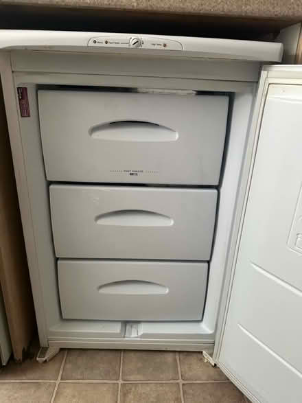 Photo of free 3 drawer Hotpoint freezer (Hampton hill TW12) #3