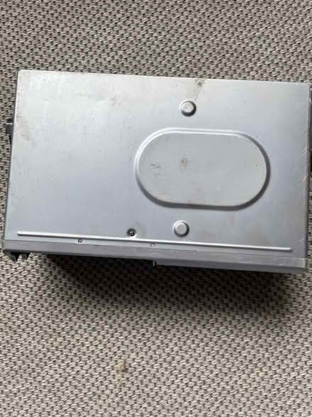 Photo of free JVC 12 - disc CD player for car (Cheltenham GL52) #2
