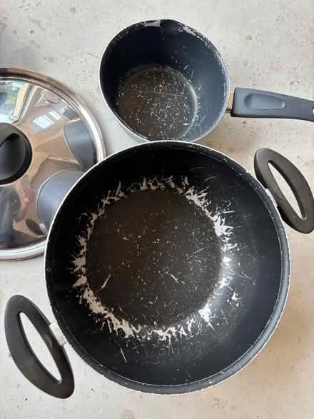 Photo of free Pans, frying pan and wok (Chessington KT9) #3