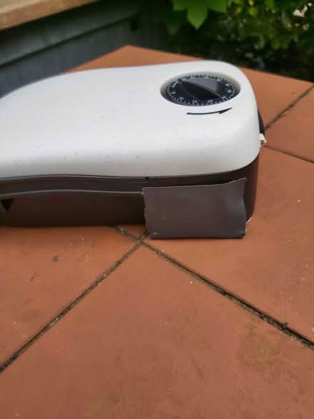 Photo of free Cat Feeder with Timer (Little Sandhurst GU47) #3