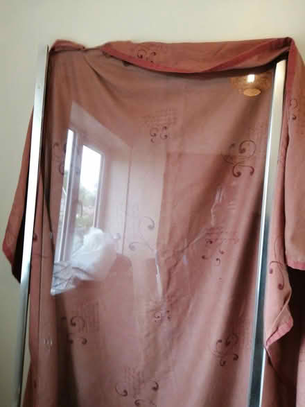 Photo of free Shower screen glass panel (Holbrook DE56) #1