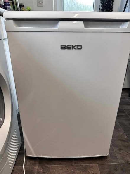 Photo of free Fridge with icebox (S5 Shiregreen) #1