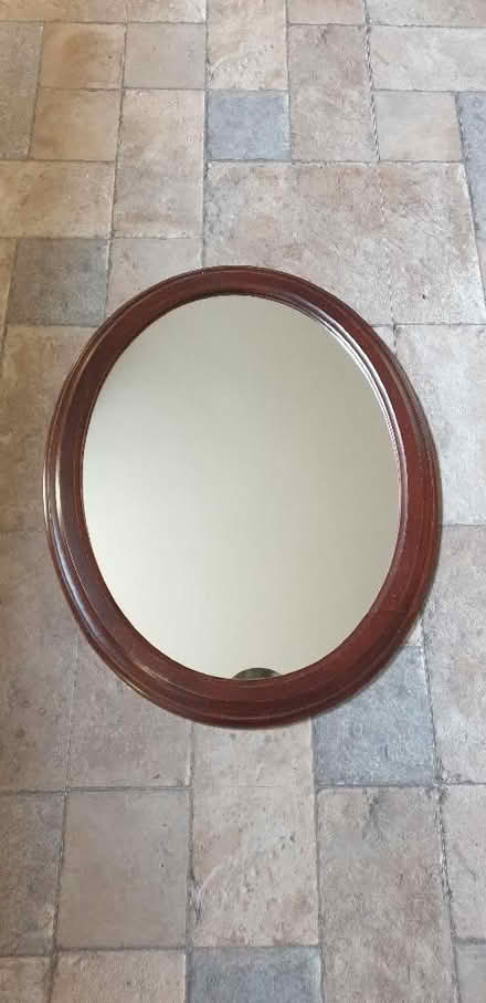 Photo of free Mirror (Linslade LU7) #1