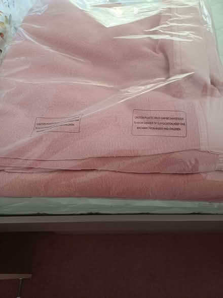 Photo of free Dorma blankets - double (Felden HP3) #1