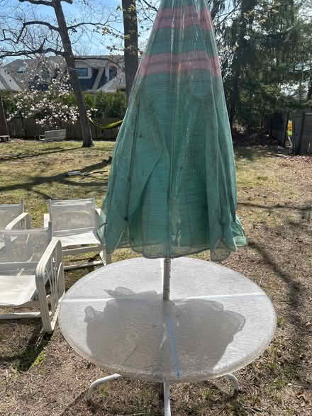 Photo of free Outdoor Patio set (Lakewood nj) #1