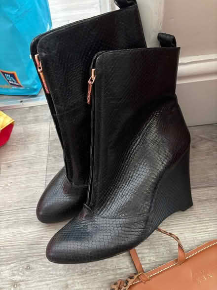 Photo of free Women’s footwear bundle size 8 (Newbury park) #4