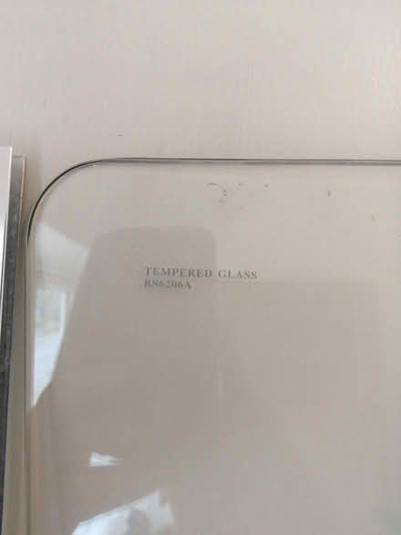 Photo of free Shower screen glass panel (Holbrook DE56) #3