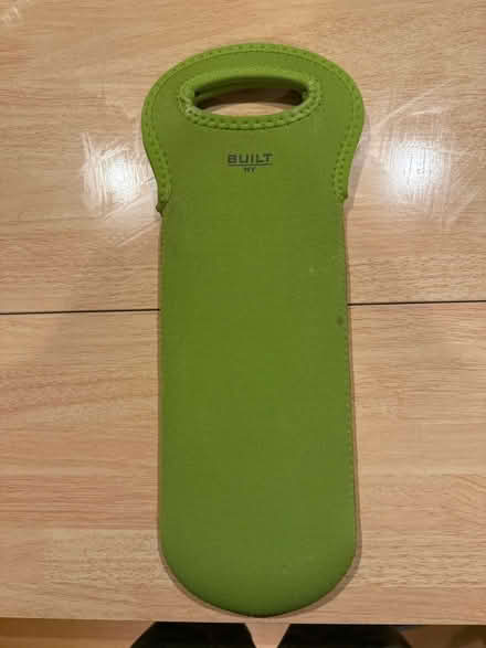 Photo of free Insulated wine bottle protector bag (Newtonville) #1