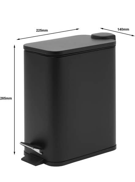 Photo of free Black compact bathroom bin (Burbage SK17) #1