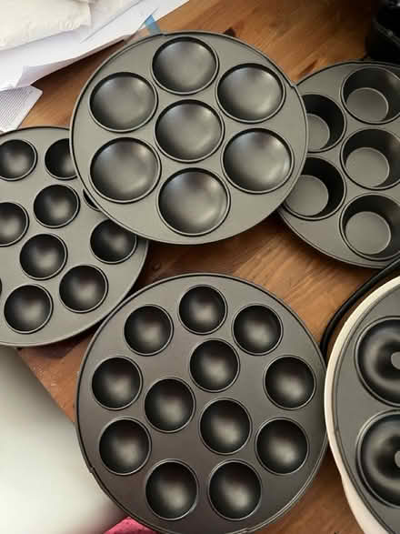 Photo of free Mini cupcake & donut maker (Whitton) #2