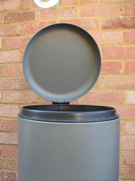 Photo of free Large flip top pedal bin Good Cond’ (ME16 - Allington) #2