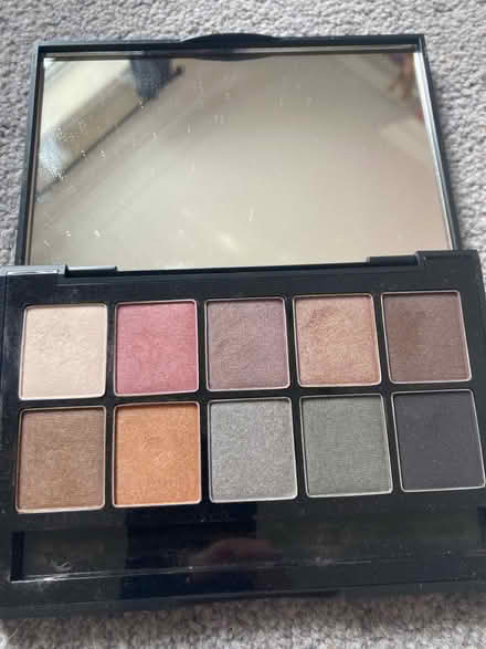Photo of free Eye shadows (Tettenhall WV6) #1