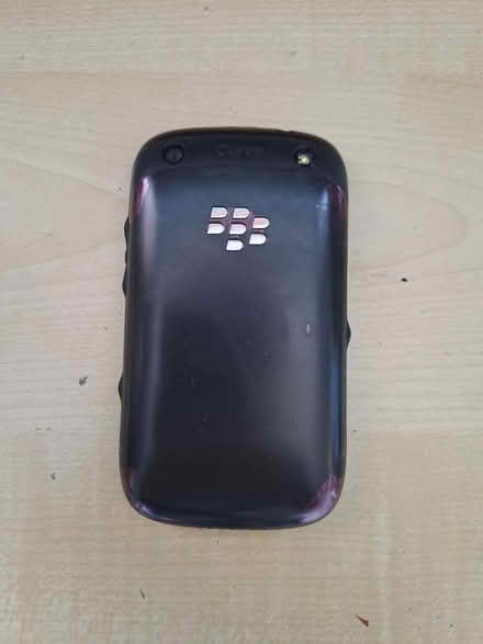Photo of free Phones and a tablet bundle (Caversham RG4) #3