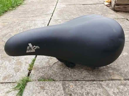 Photo of free Gel bike seat (Penrith CA11) #4