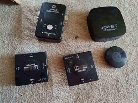 Photo of free Box of AV stuff (Countess Wear EX2) #2