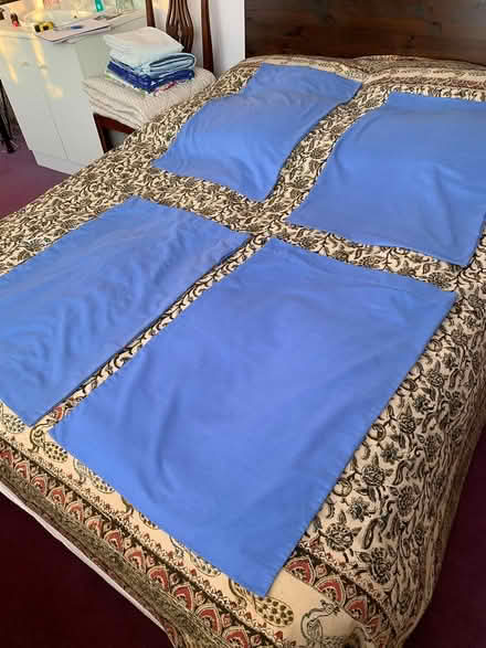 Photo of free 4 Blue Polycotton Pillow Cases (New Malden, KT3) #2
