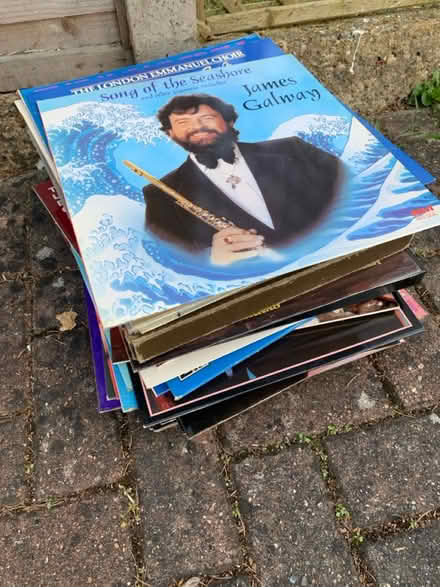 Photo of free Record collection (AL2 / SG6) #4