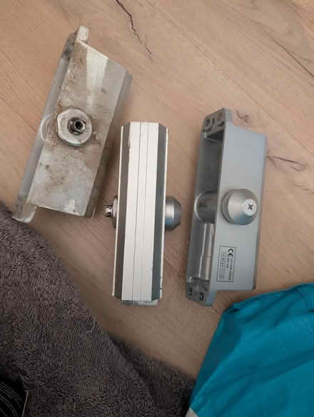Photo of free Fire door hinges x3 (G31 Glasgow) #2