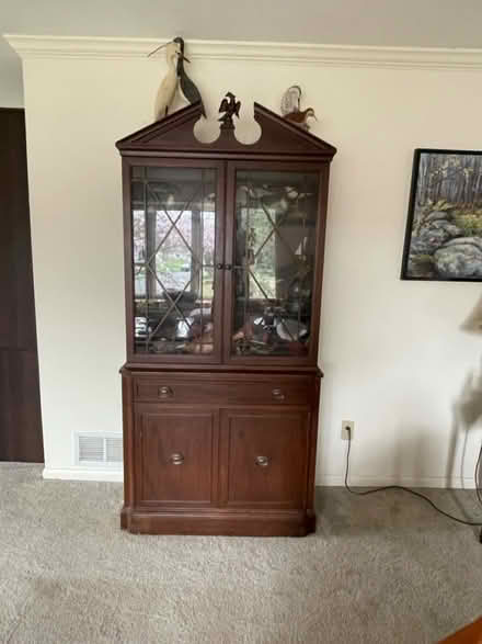 Photo of free Mahogany Table, hutch, 5 chairs (West Hartford) #2
