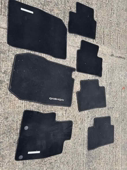 Photo of free Nissan Qashqai Miscellaneous Carpets (Bloomfield) #1