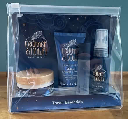 Photo of free Feather & Down Gift Set (Hopeman IV30) #1