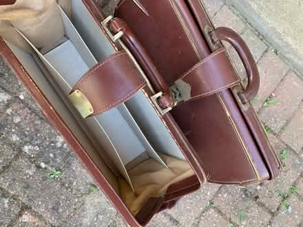 Photo of free 3 briefcases (AL2 / SG6) #4