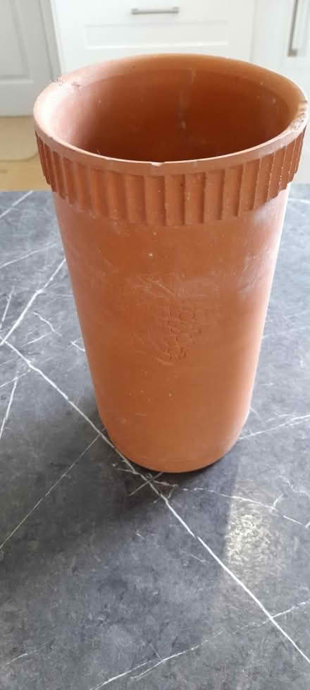 Photo of free Wine cooler (New Milton BH25) #1