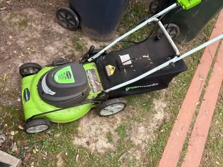Photo of free Electric lawn mower (Ft. Hunt area) #1