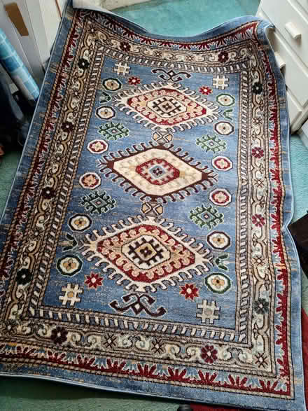 Photo of free Unused, patterned rug. 140 x 200cm. (Oakdale BH15) #2