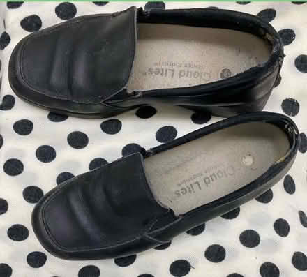 Photo of free Ladies shoes (Size 5) (Bloor/ The West Mall) #1