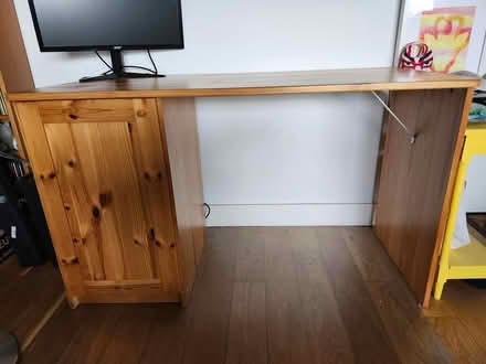 Photo of free Solid wood desk (Eglinton/Mt Pleasant) #1