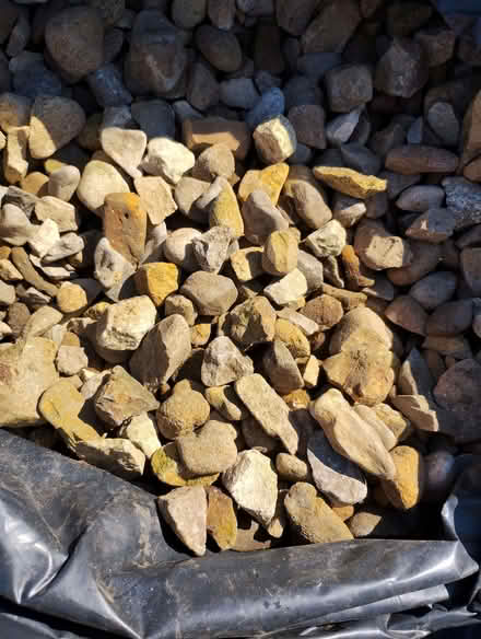 Photo of free 20mm gravel. Already bagged. (Pudsey LS28) #1
