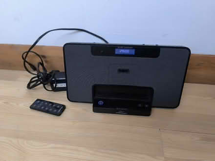 Photo of free iPod - Radio (TN2) #1