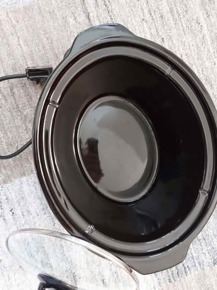 Photo of free Slow cooker Crockpot (Humphrey's End GL6) #4