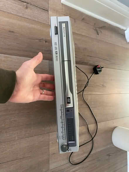 Photo of free Grundig DVD / amp? (Purley CR8) #2