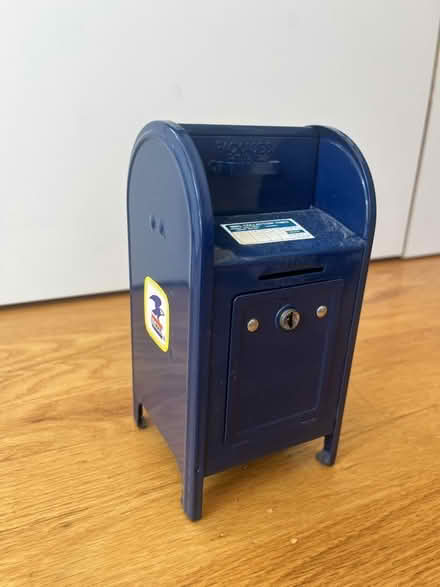 Photo of free USPS metal mailbox PIGGY BANK (Lawrence Expwy & Monroe Street) #1
