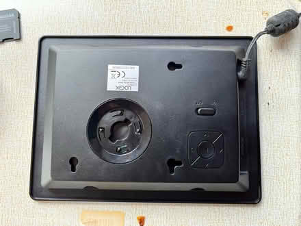 Photo of free Digital photo frame (Abington) #2