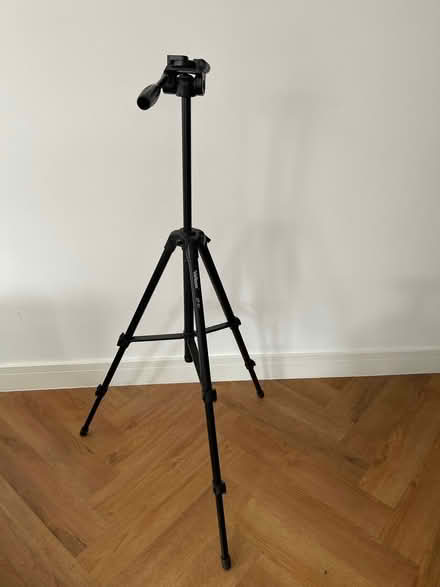 Photo of free Camera tripod Velbon Ef-61 (Crouch End / Stroud Green N8) #1