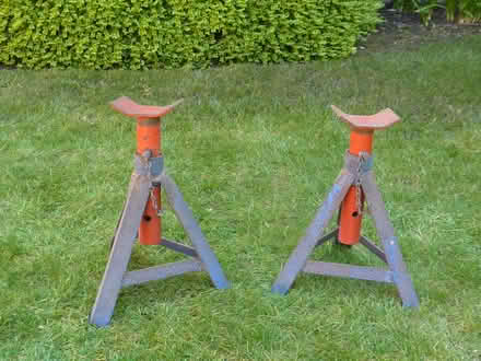 Photo of free Pair of car ramps and axle stands (Northcourt OX14) #3