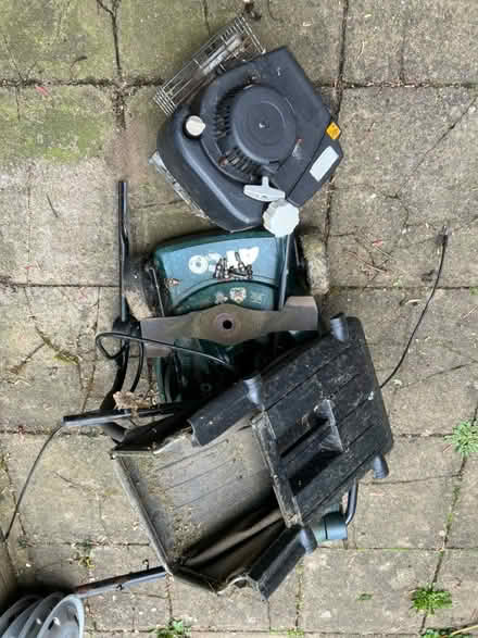 Photo of free lawn mower for part (Hanworth Park TW13) #1