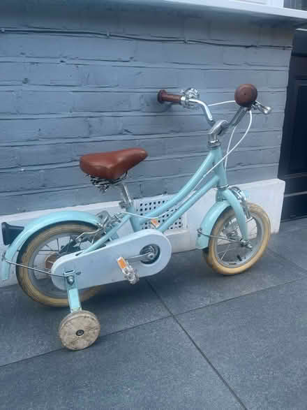 Photo of free Kids bicycle (SW19) #1