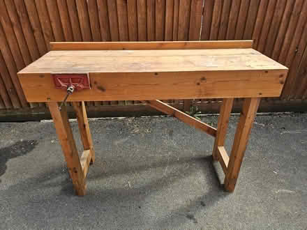 Photo of free Wooden work bench with vice (TW17 Shepperton) #1