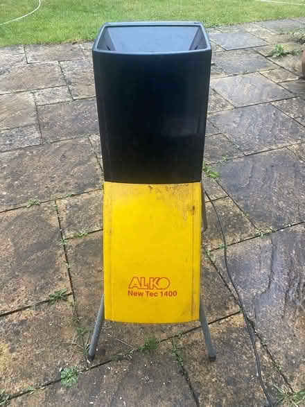 Photo of free Wood Chipper (GU52) #1